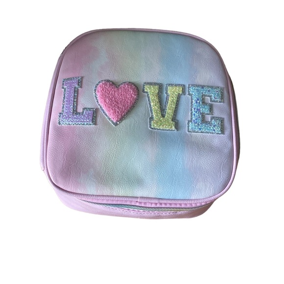 Miss Gwen Love Tie Dye Lunch Bag - Picture 9 of 15